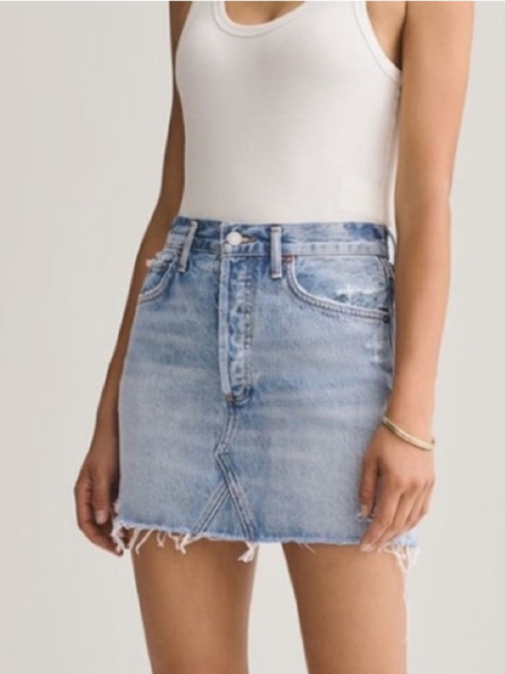 Agolde Quinn Mini Skirt Women's Size 26 Blue Button Fly Raw Hem Distressing FLAW